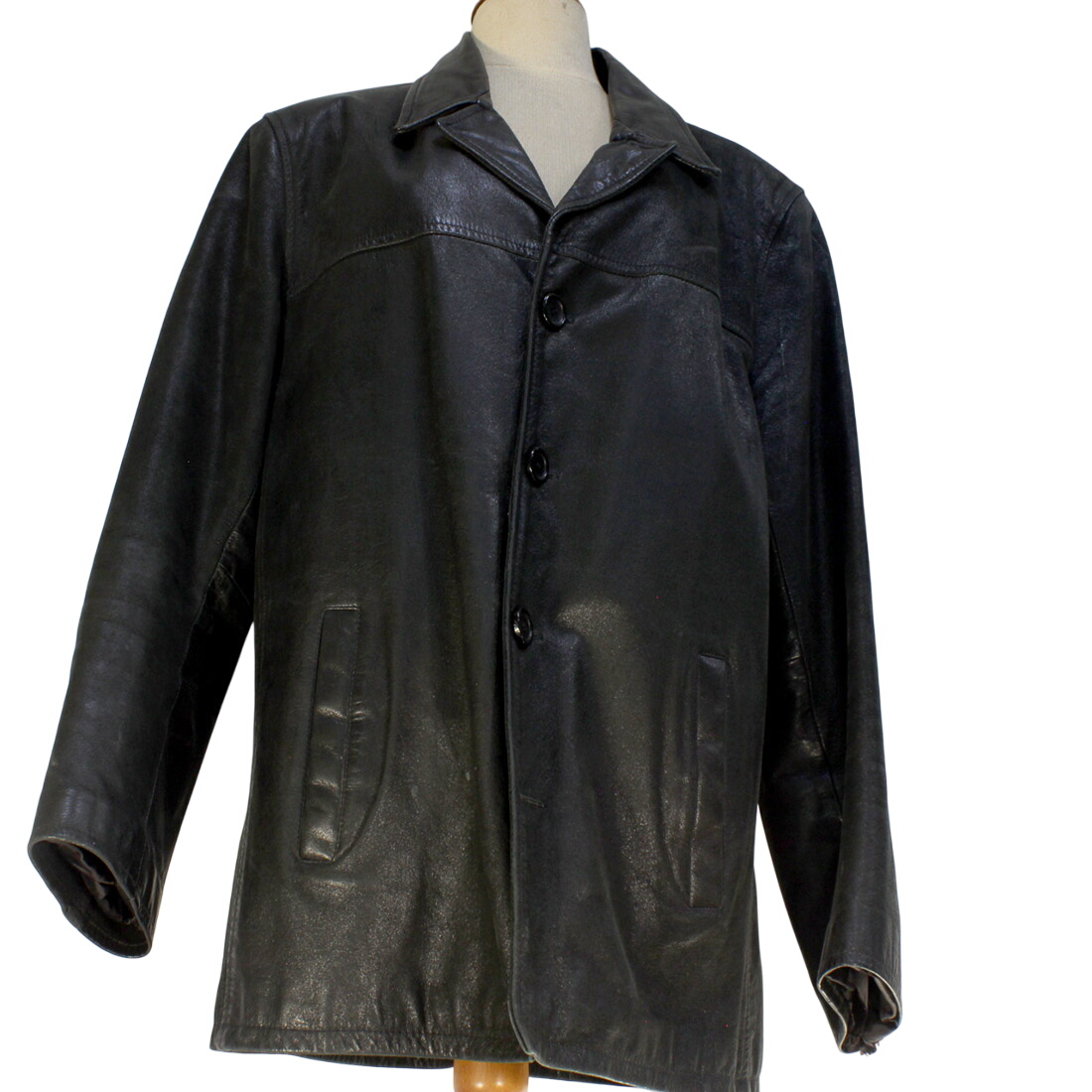 Acheter Veste cuir Oakwood Taille L Bon état - 39,00 € Veste cuir Oakwood Taille L Bon état - reconditionné disponible sur Label Emmaüs